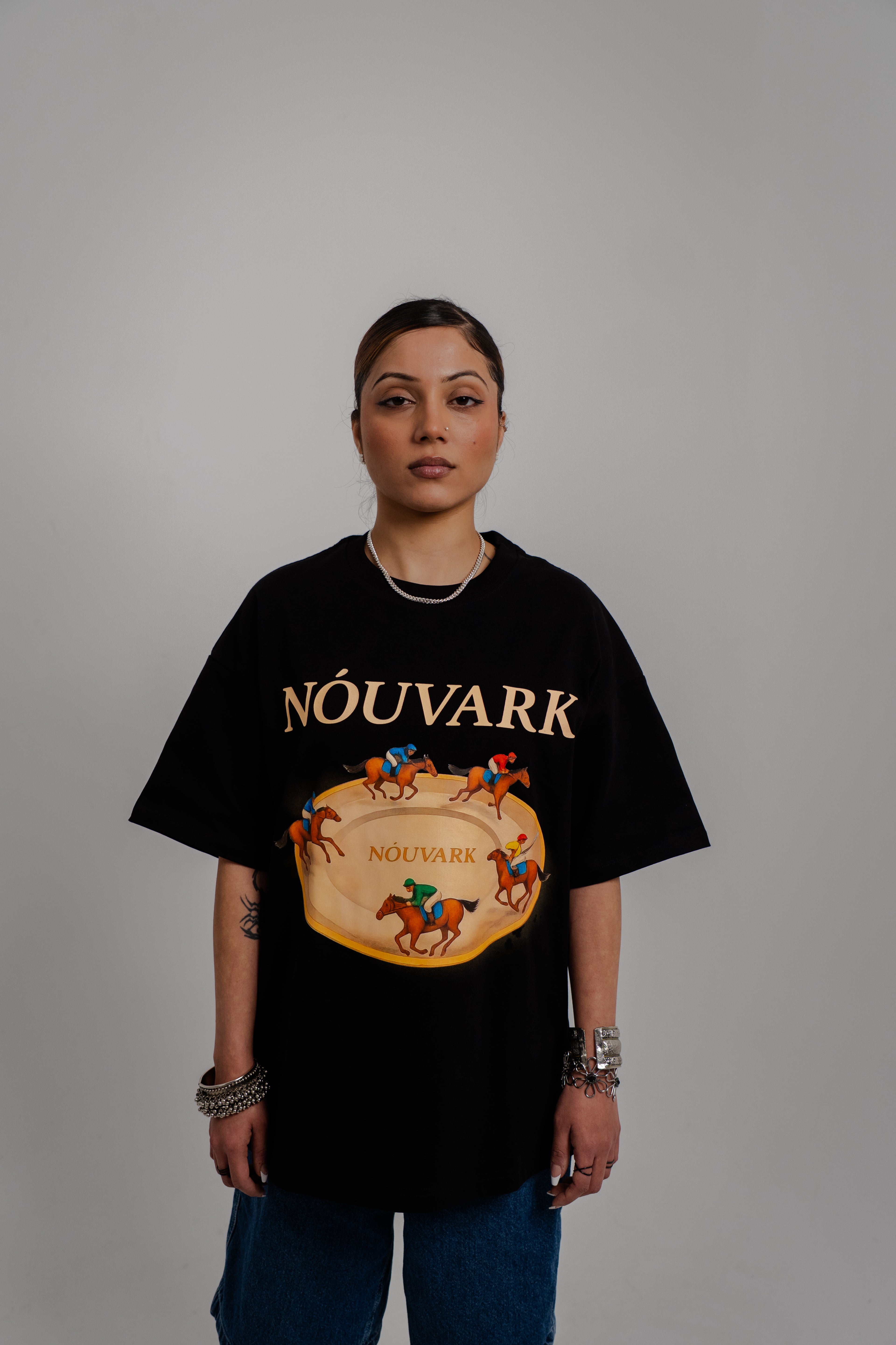 NOUVARK Derby Race Oversized Tshirt